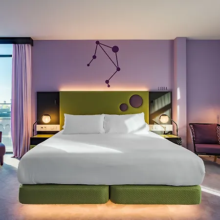 Mate Bruno, Hotel 4*