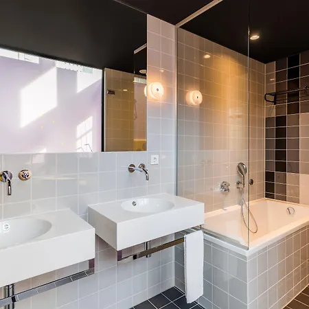 Mate Bruno, فندق 4*