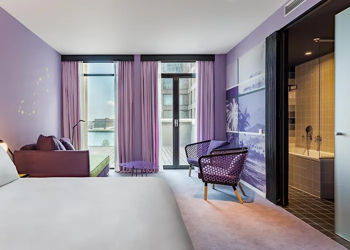 Mate Bruno, Hotel Rotterdam