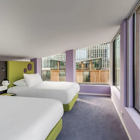 Mate Bruno, Hotel 4*